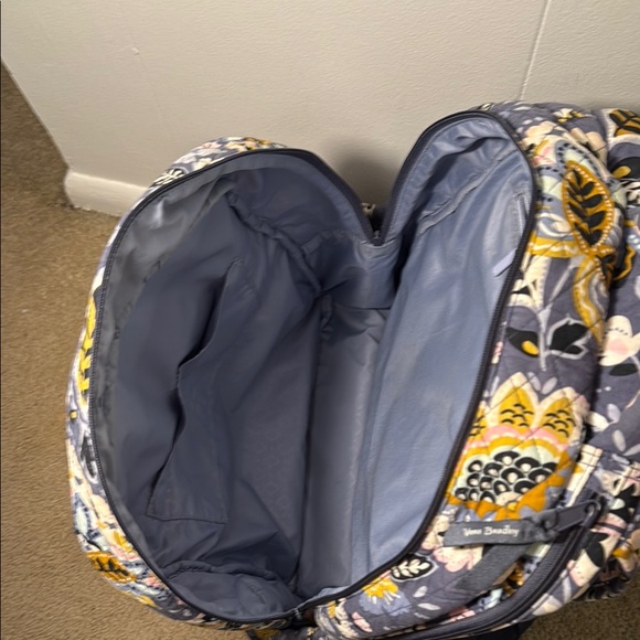 Floral Patterned Backpack - Picture 5 of 8